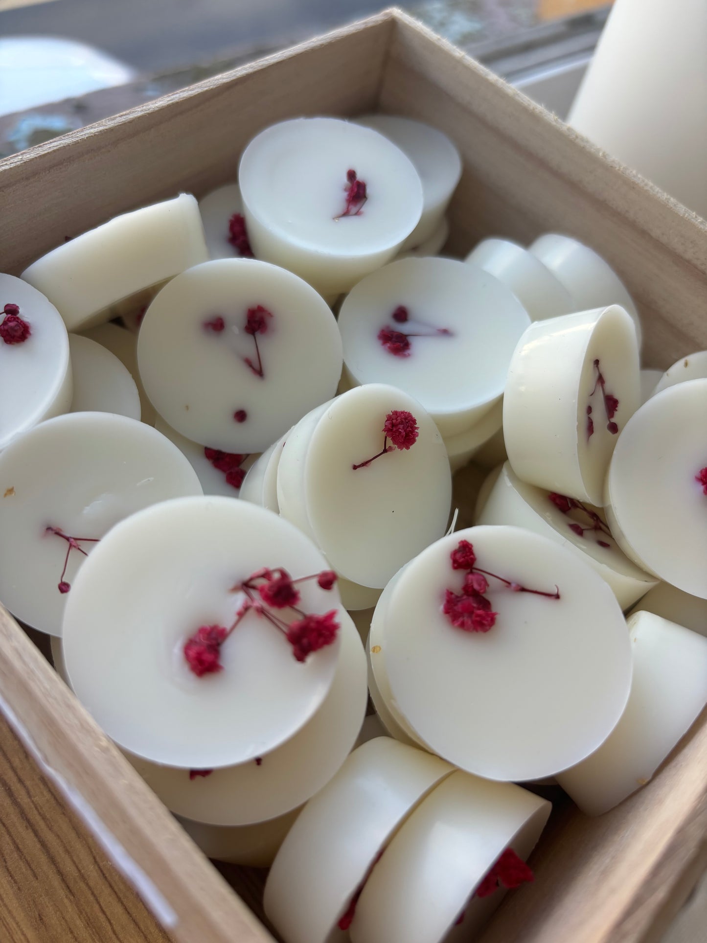 Wild rhubarb wax melts
