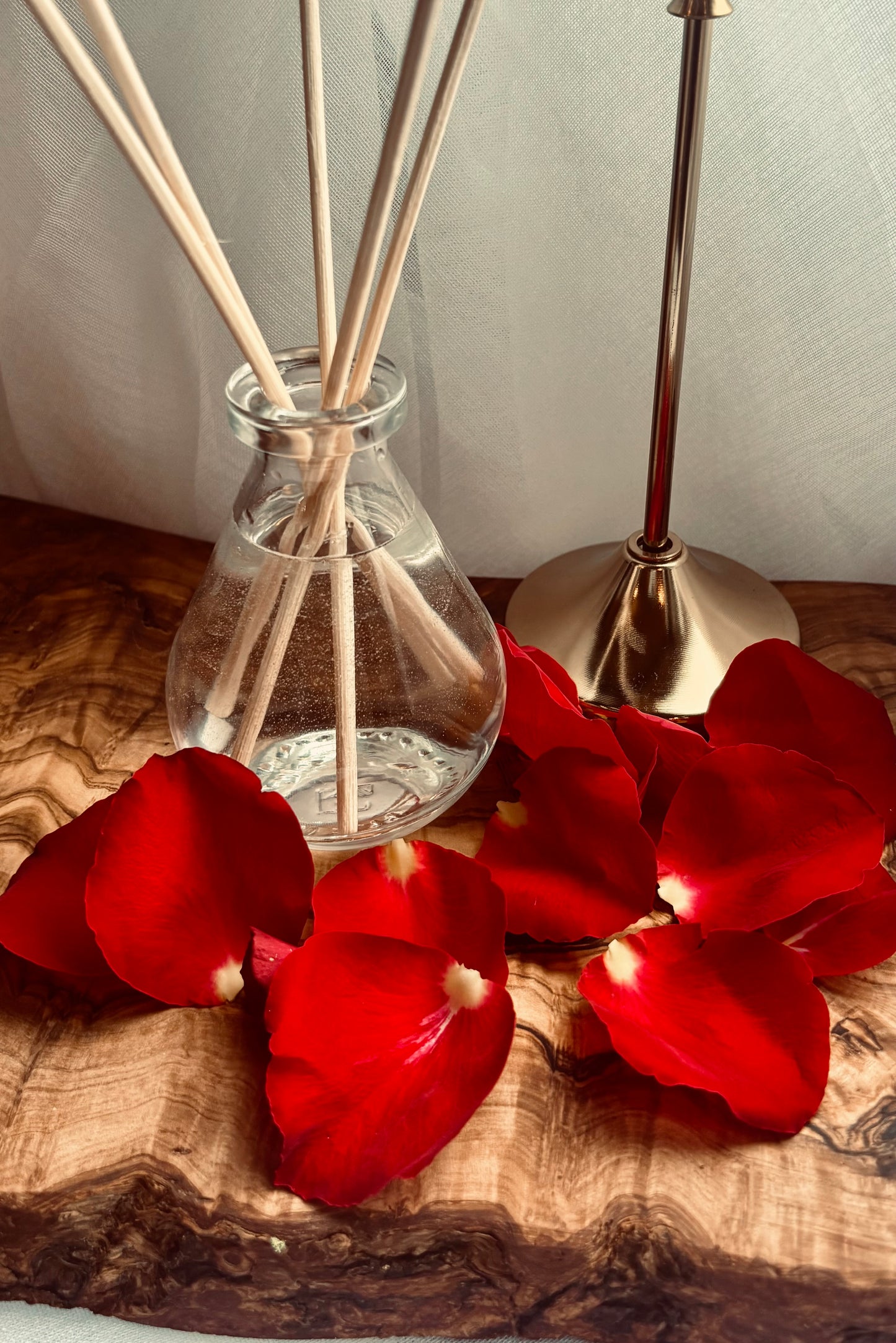 Velvet Rose & Oud reed diffuser