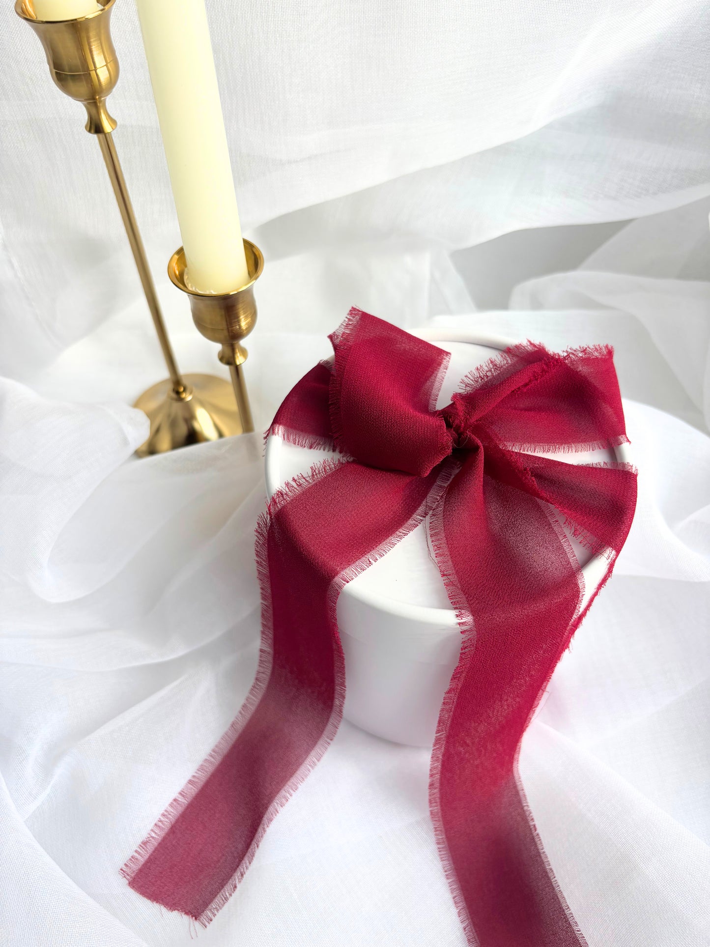 Velvet Rose & Oudh Soy Wax Candle - Christmas edition